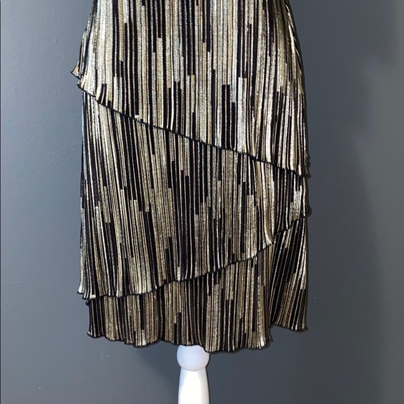 Dress - Picture 4 of 5